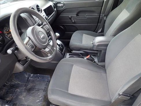 Used 2016 Jeep Patriot Sport w/ Mopar Trailer Tow Group image 10