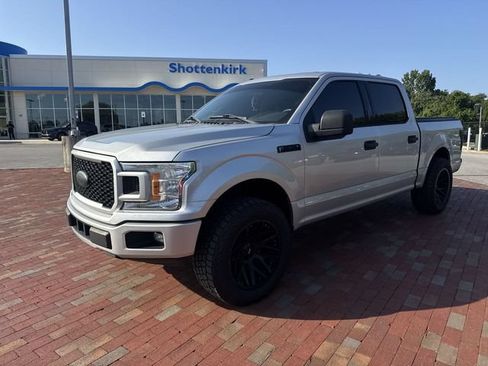 Used 2018 Ford F150 XLT RWD image 4