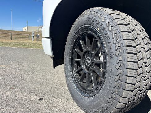 Used 2023 Chevrolet Silverado 1500 RST image 13