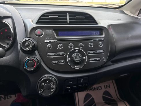 Used 2013 Honda Fit Sport image 15