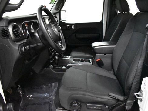 Used 2021 Jeep Wrangler Sport image 12