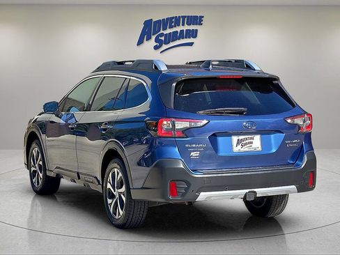 Used 2022 Subaru Outback Touring AWD/4WD image 5