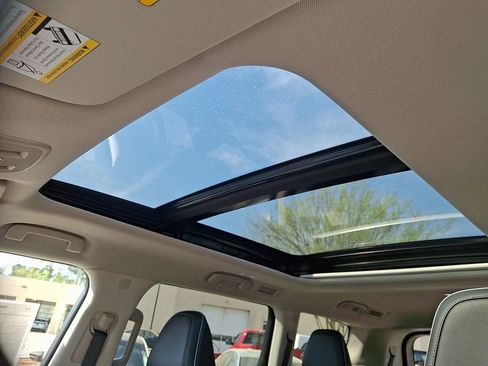 New 2026 INFINITI QX80 Luxe w/ Cargo Package image 10