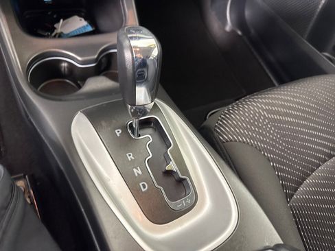 Used 2020 Dodge Journey SE w/ SE Popular Equipment Group image 19