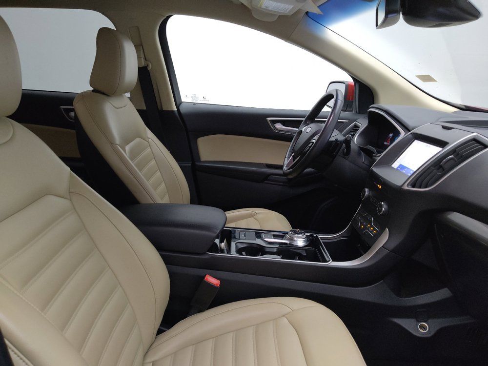 Used 2020 Ford Edge SEL w/ Cold Weather Package AWD/4WD image 21