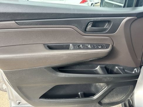 Used 2021 Honda Odyssey EX image 21