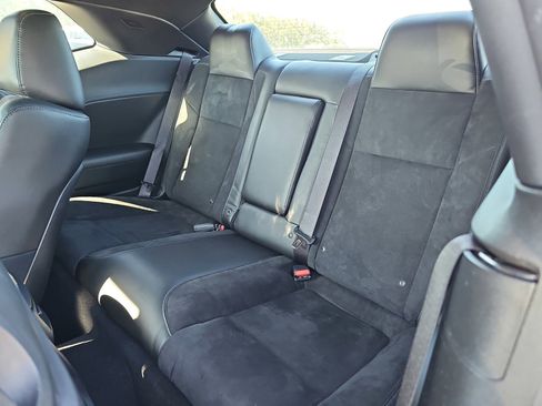 Used 2022 Dodge Challenger R/T Scat Pack RWD image 16