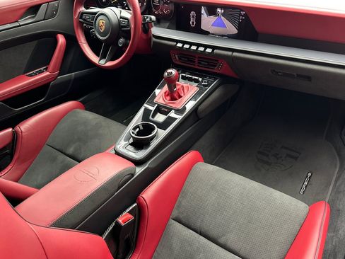 Used 2022 Porsche 911 GT3 image 16