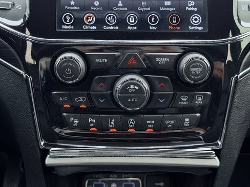 Used 2021 Jeep Grand Cherokee Limited w/ Quick Order Package 28K 80th AWD/4WD image 36
