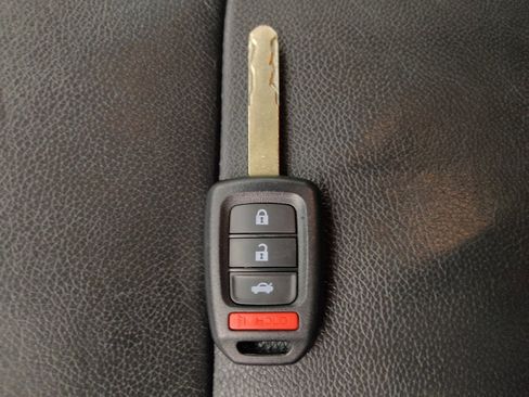 Used 2017 Honda Accord LX image 32