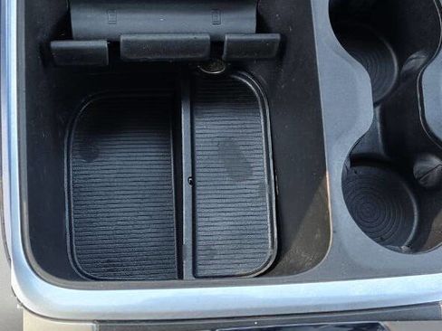 Used 2017 RAM 1500 Classic SLT image 22