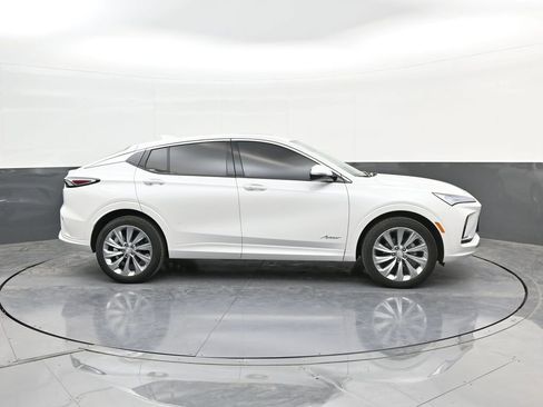 Used 2025 Buick Envista Avenir FWD image 9