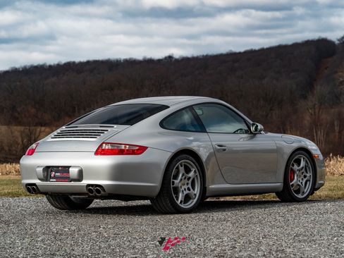 Used 2005 Porsche 911 Carrera S image 5