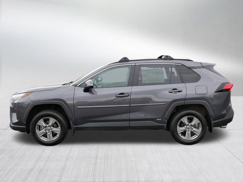 Used 2024 Toyota RAV4 XLE w/ Convenience Package AWD/4WD image 4