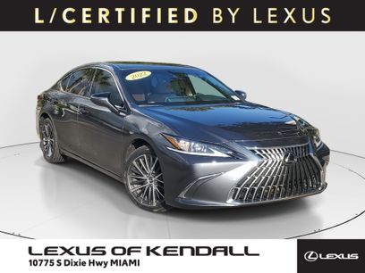 Certified 2022 Lexus ES 350 w/ Premium Package