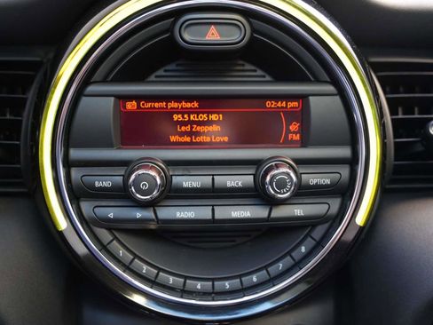 Used 2016 MINI Cooper 2-Door Hardtop image 15