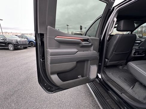 Certified 2025 GMC Sierra 1500 Denali w/ Denali Reserve Package AWD/4WD image 24