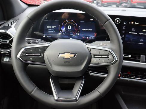 New 2026 Chevrolet Equinox LT w/ Convenience Package II image 7