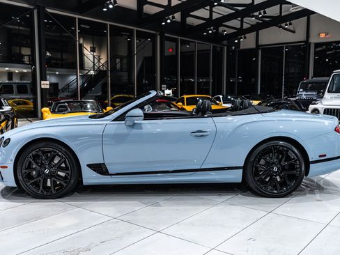 Used 2024 Bentley Continental GT S image 40