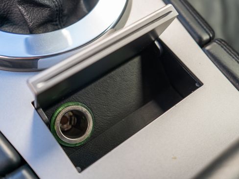 Used 2009 Aston Martin DB9 Volante image 25