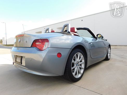 Used 2006 BMW Z4 3.0i RWD image 24