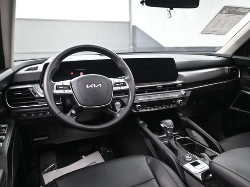 Used 2025 Kia Telluride S FWD image 27