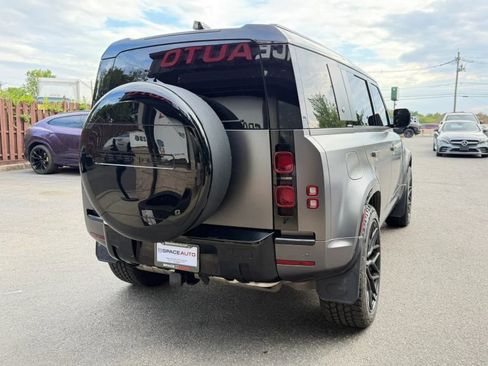 Used 2022 Land Rover Defender 110 XS Edition AWD/4WD image 6