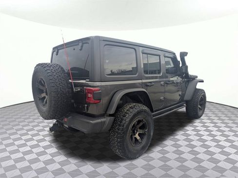 Used 2018 Jeep Wrangler Unlimited Rubicon image 3