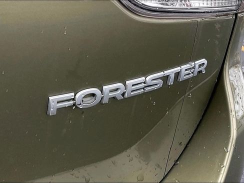 Certified 2024 Subaru Forester Premium image 9
