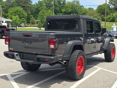 Used 2021 Jeep Gladiator Sport AWD/4WD image 5