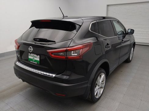 Used 2020 Nissan Rogue Sport S w/ Appearance Package FWD image 9
