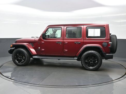 Used 2021 Jeep Wrangler Unlimited Sahara AWD/4WD image 4