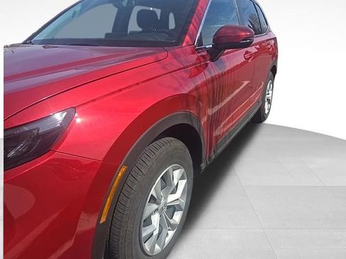 Used 2025 Honda CR-V LX image 2