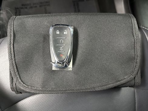 Used 2022 Buick Enclave Premium image 50