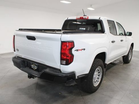 Used 2023 Chevrolet Colorado W/T w/ WT Convenience Package II AWD/4WD image 9