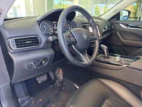 Certified 2022 Maserati Levante GT image 12