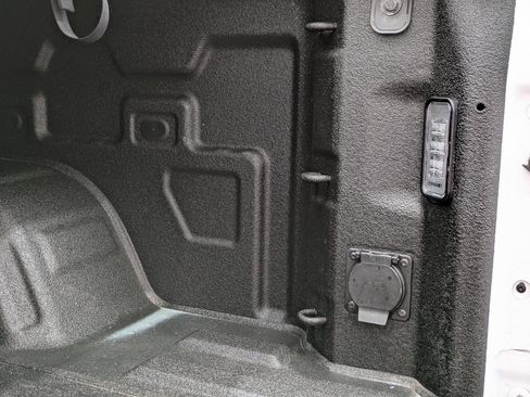 Used 2021 GMC Sierra 1500 AT4 w/ Driver Alert Package I image 14