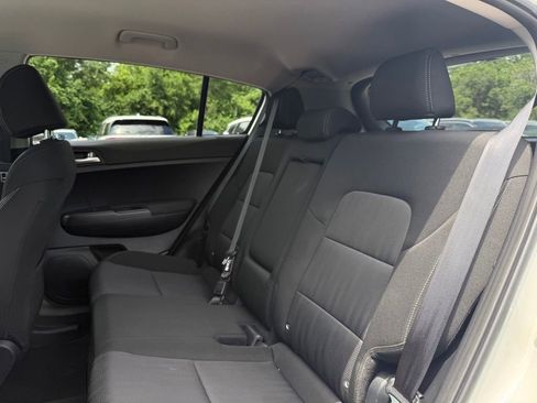 Certified 2022 Kia Sportage LX AWD/4WD image 12