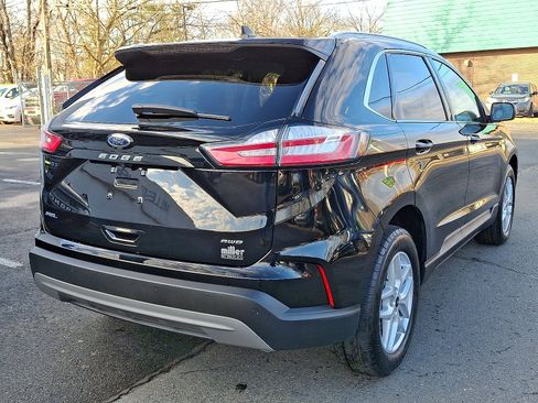 Used 2024 Ford Edge SEL w/ Convenience Package image 6