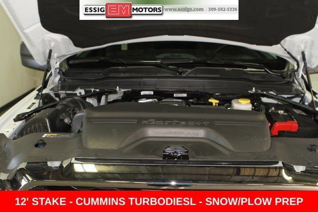New 2024 RAM 3500 Tradesman AWD/4WD image 3