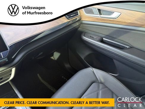 Used 2024 Volkswagen Atlas SE FWD image 21