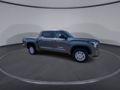 Used 2023 Toyota Tundra SR5 AWD/4WD image 2