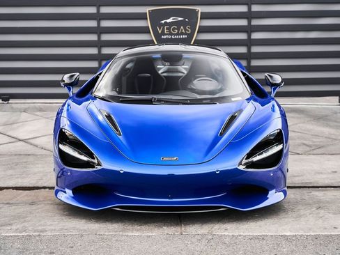 Used 2024 McLaren 750S RWD image 17