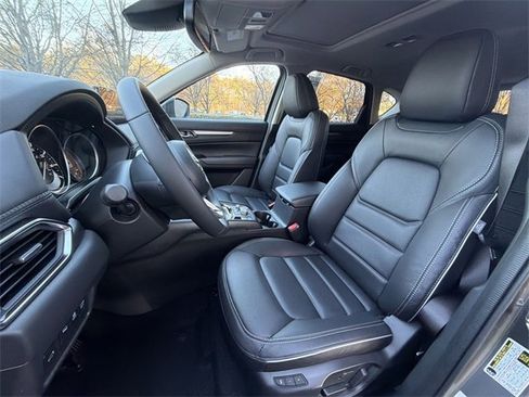 New 2025 MAZDA CX-5 AWD 2.5 S w/ Preferred Package image 11