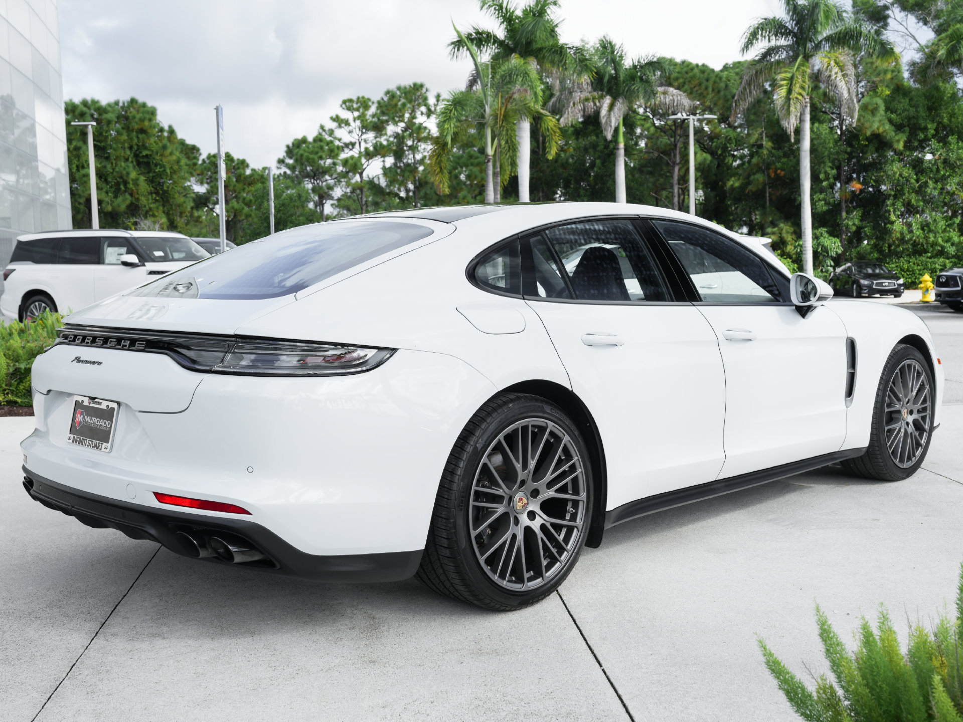 Used 2023 Porsche Panamera Platinum Edition RWD image 10