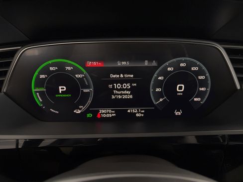 Used 2023 Audi e-tron Premium Plus w/ Premium Plus Package image 26