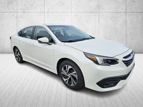Used 2020 Subaru Legacy Premium image 3