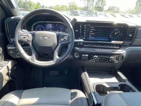 Used 2025 Chevrolet Silverado 2500 ZR2 w/ ZR2 Bison Edition AWD/4WD image 13