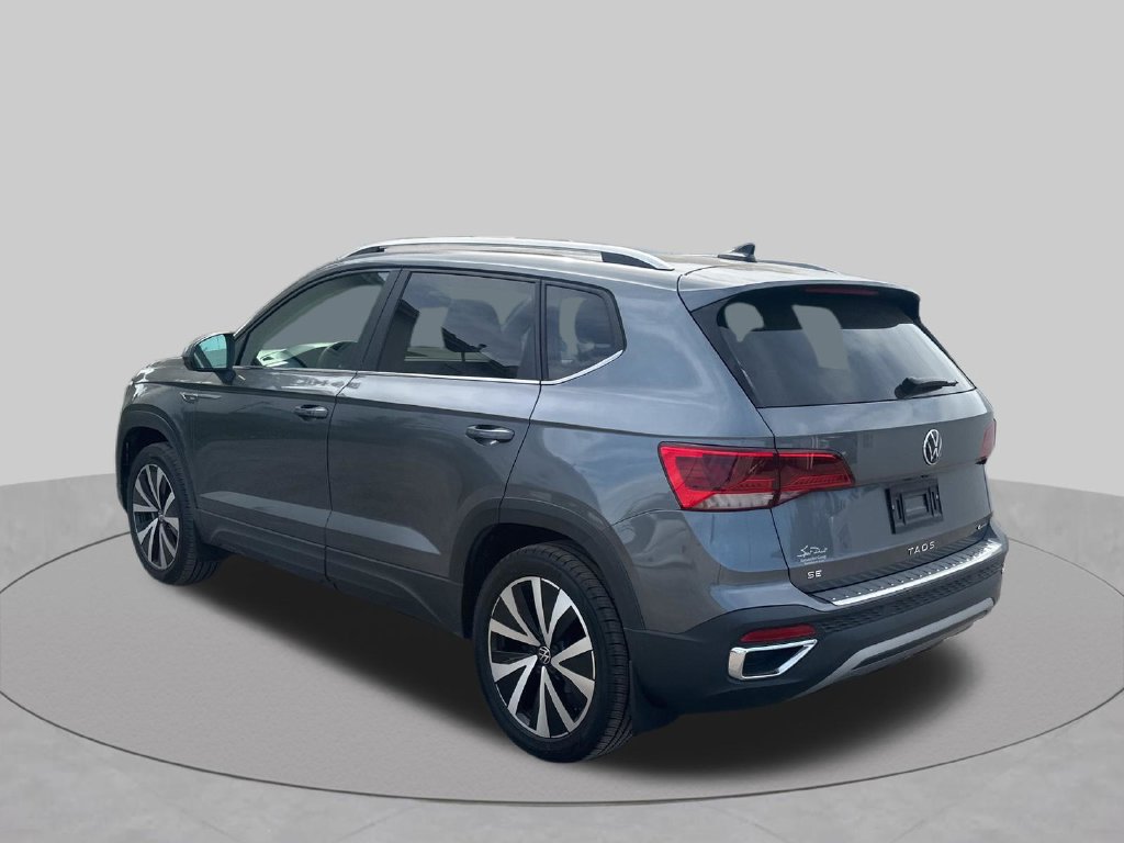 Used 2023 Volkswagen Taos SE w/ Panoramic Sunroof Package AWD/4WD image 35