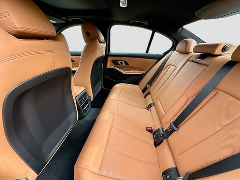 New 2025 BMW 330i Sedan w/ Convenience Package image 22